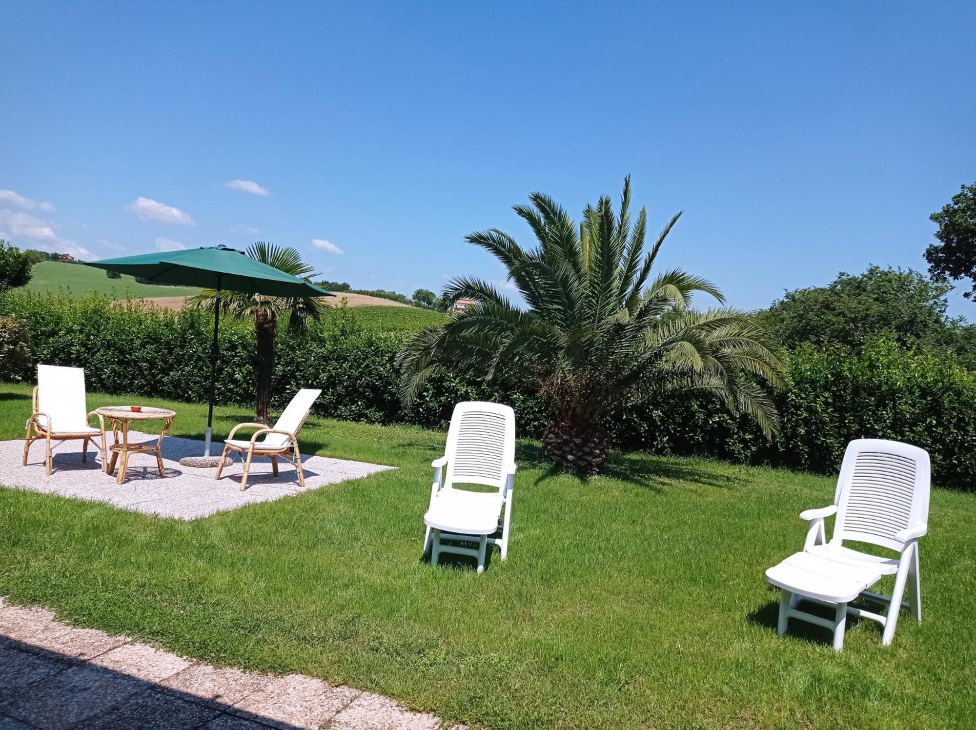 Valdiveltrica Villa Mondavio Bagian luar foto