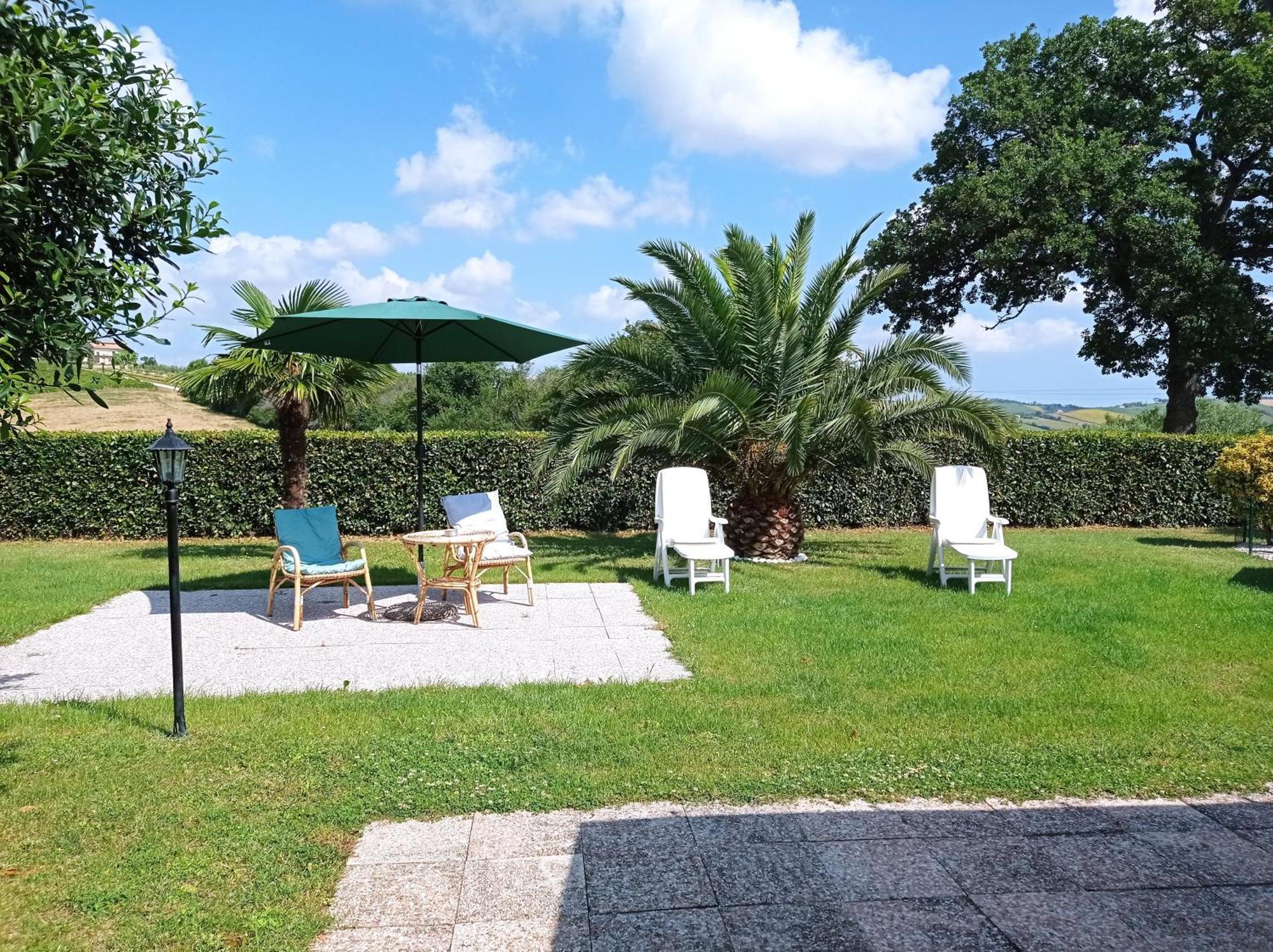 Valdiveltrica Villa Mondavio Bagian luar foto